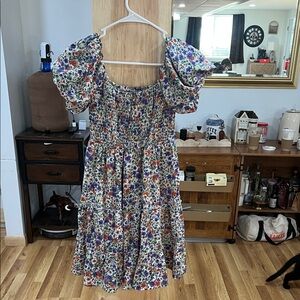 SHEIN Floral Mini Dress with Puff Sleeves